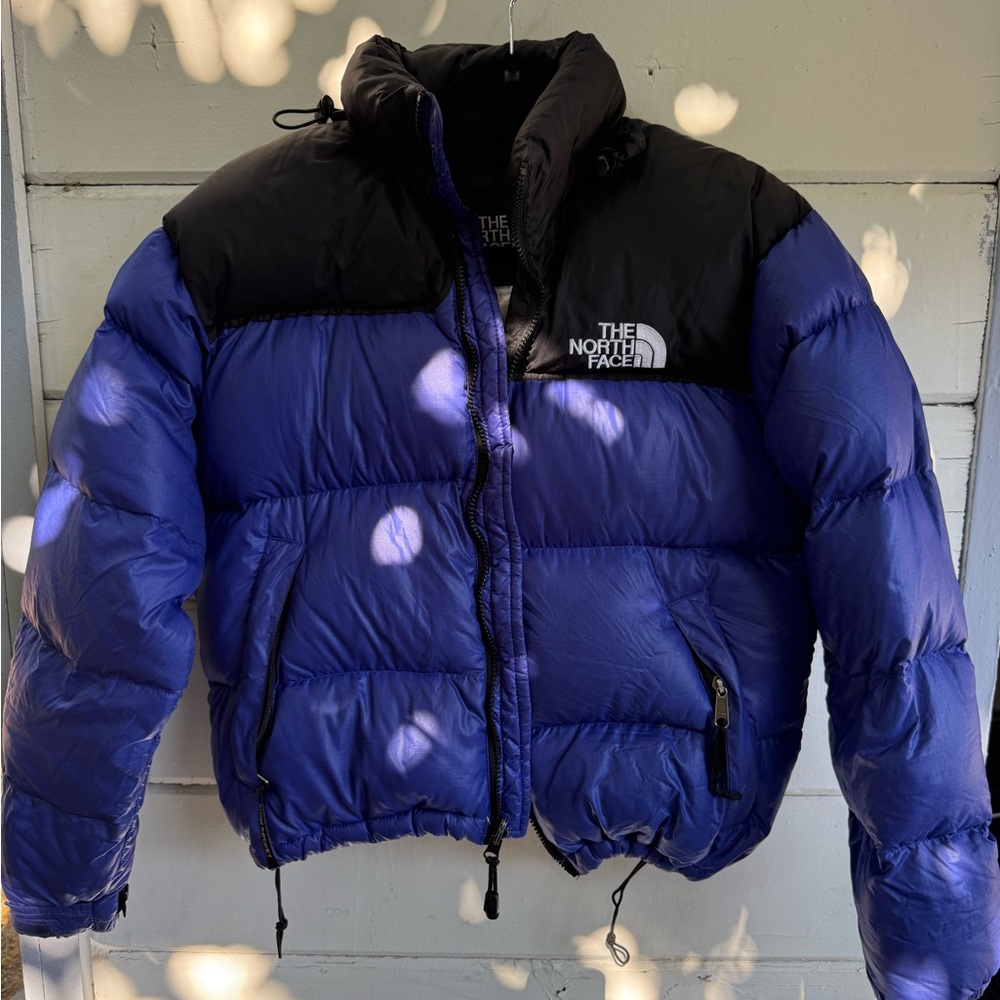 The North Face Puffer Jacket Black and Blue Insulated Quilted Design